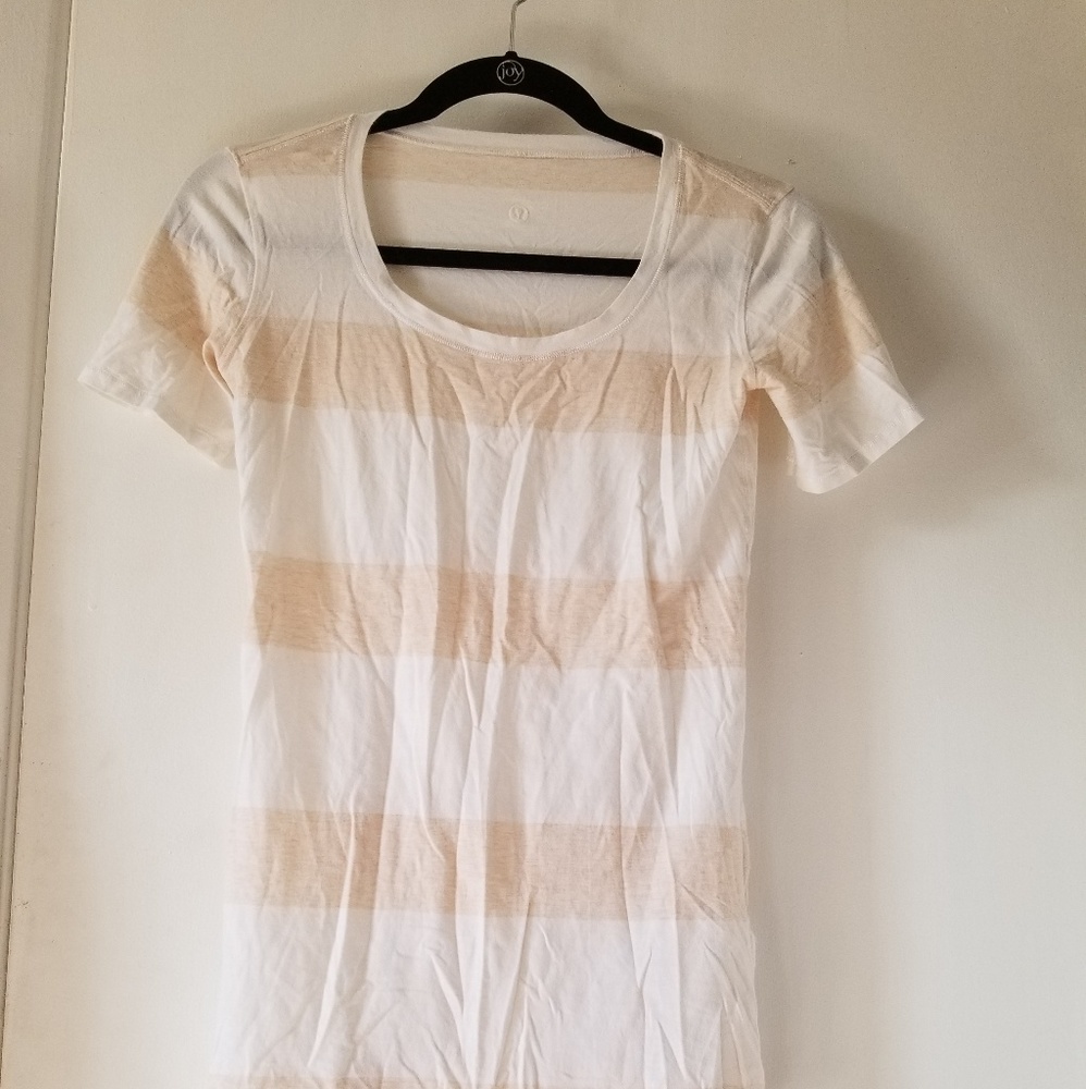 Lululemon  top